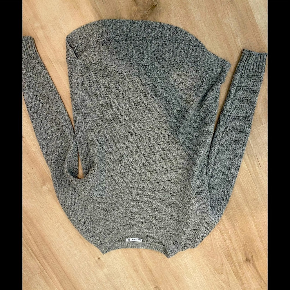 Grey sweater from Vici